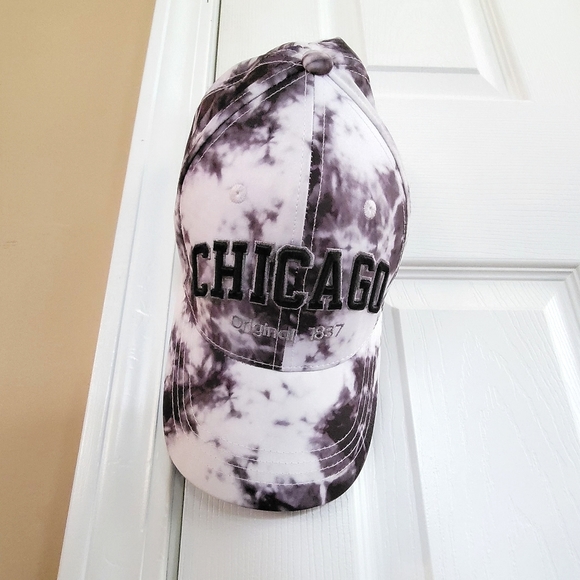 Chicago Tiedye Hat - Picture 9 of 9